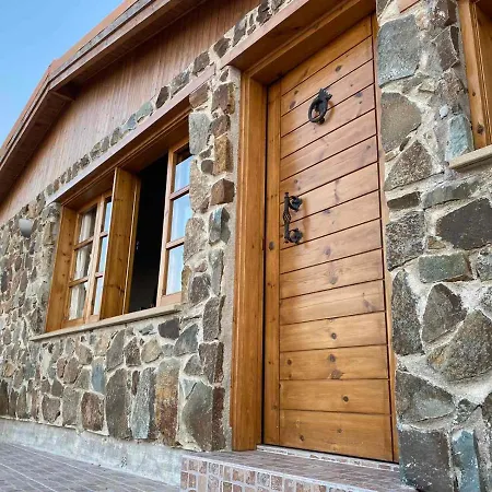 Semesterbostad Aretis Sea View House *