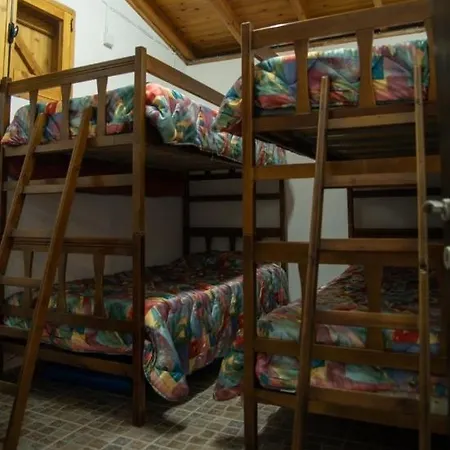 Aretis Sea View House * Pahíamosz
