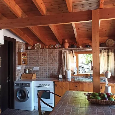 Aretis Sea View House *