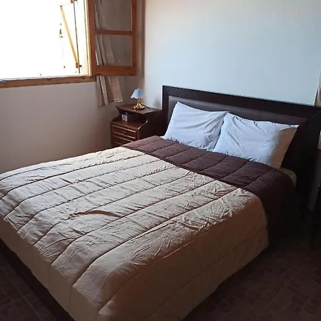 Aretis Sea View House *