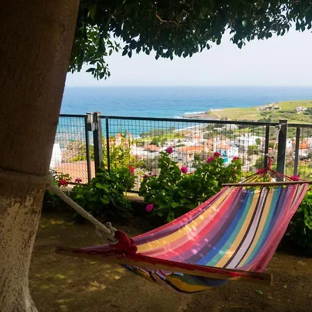Nyaraló Aretis Sea View House Pahíamosz