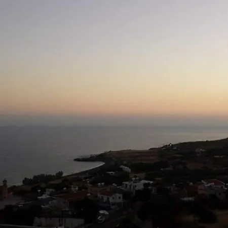 Aretis Sea View House Дом отдыха *